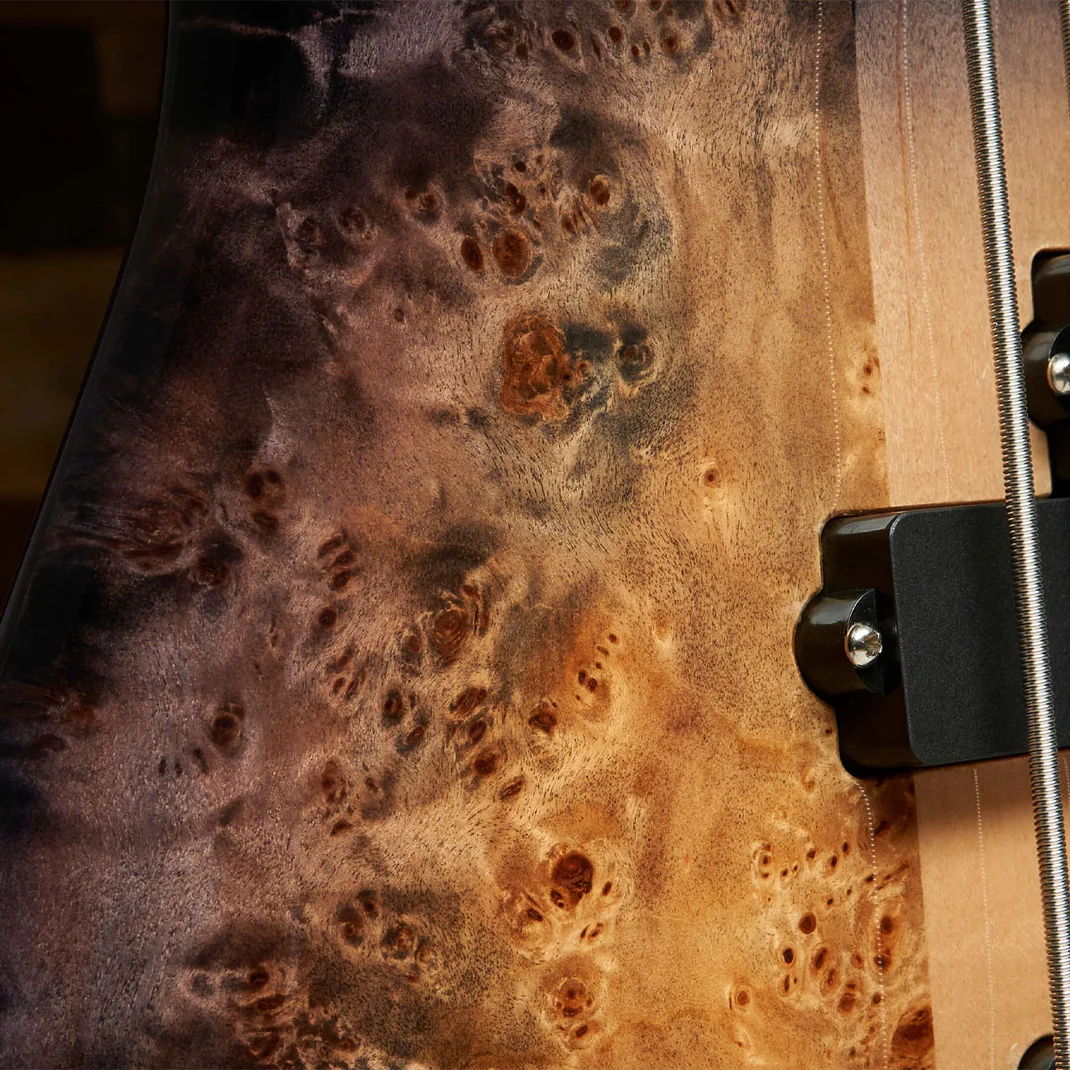 ポプラバールのフィギュアド・トップ