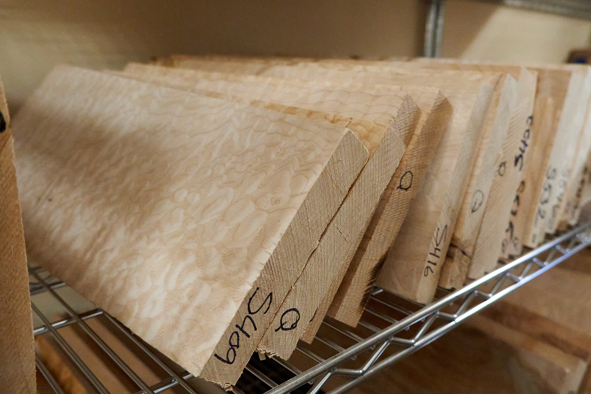 キルテッドメープル・ボディ材